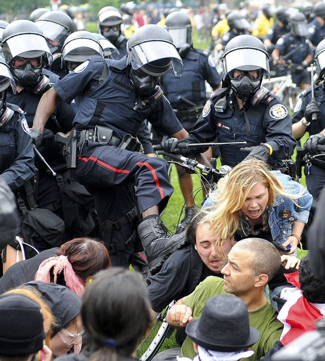 police-kicking-and-beating-people.jpg